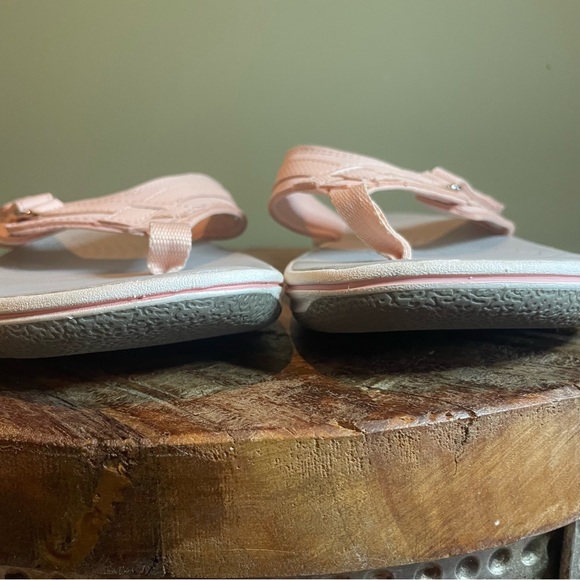 Cloudsteppers by Clarks Cushion Soft LIGHT PINK Flip Flop Size 11 M - Picture 5 of 14